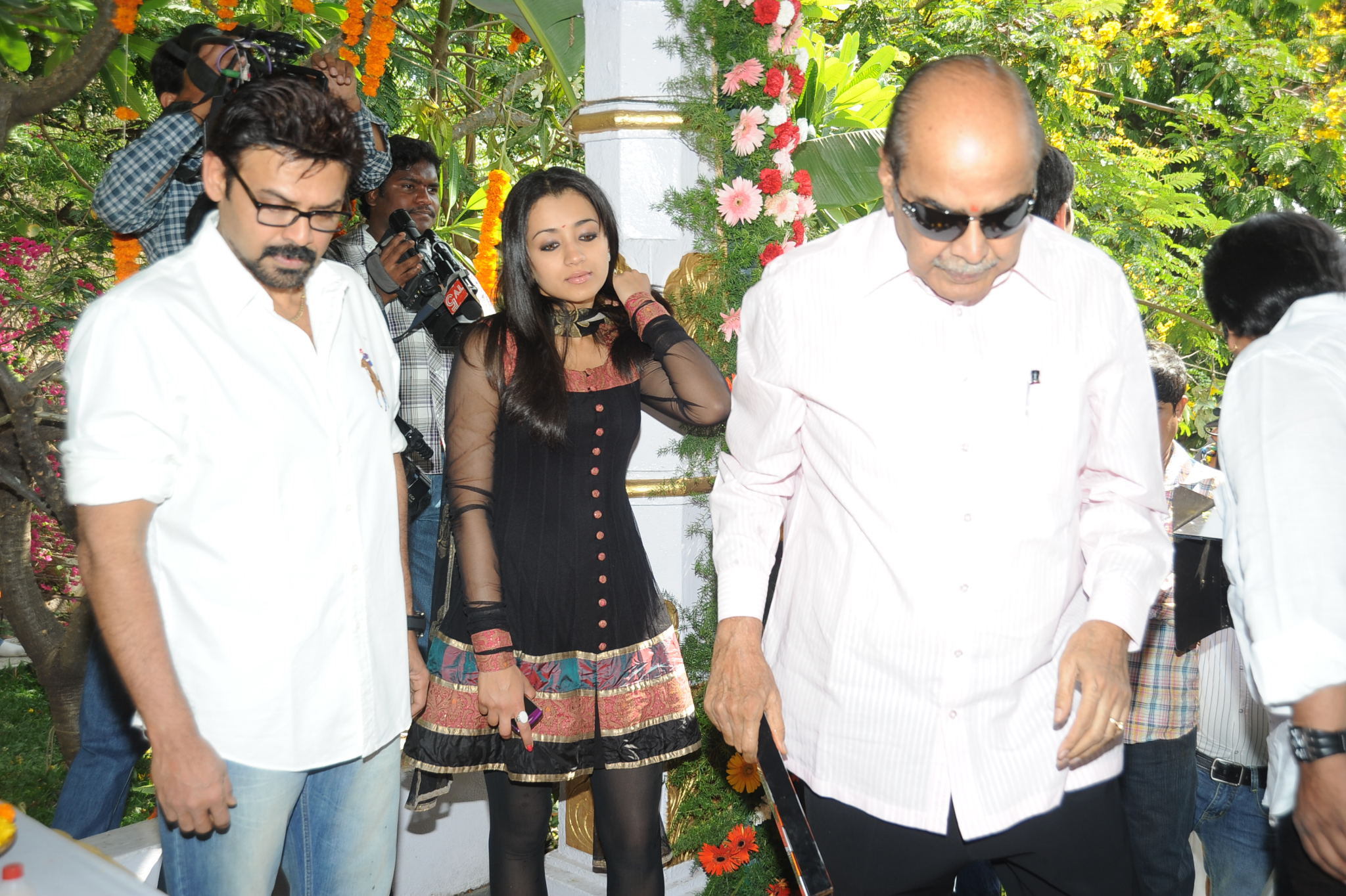 Venky and Trisha New Movie Launch Stilss | Picture 33951